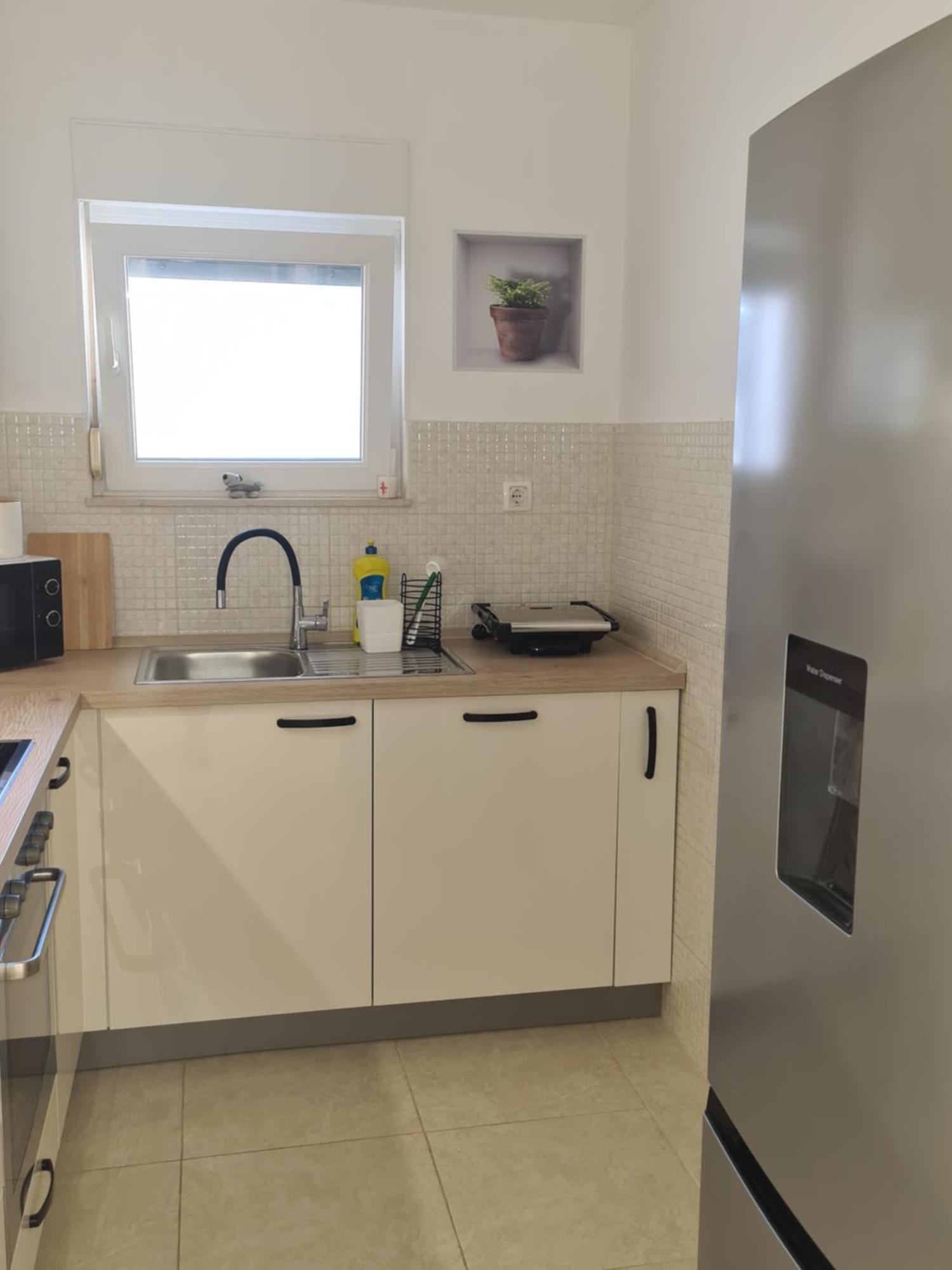 Modern Apartment Near The Sea-Mise تروغير المظهر الخارجي الصورة