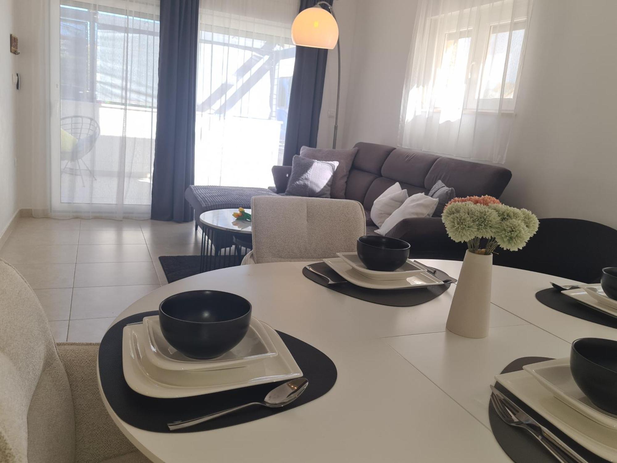 Modern Apartment Near The Sea-Mise تروغير المظهر الخارجي الصورة