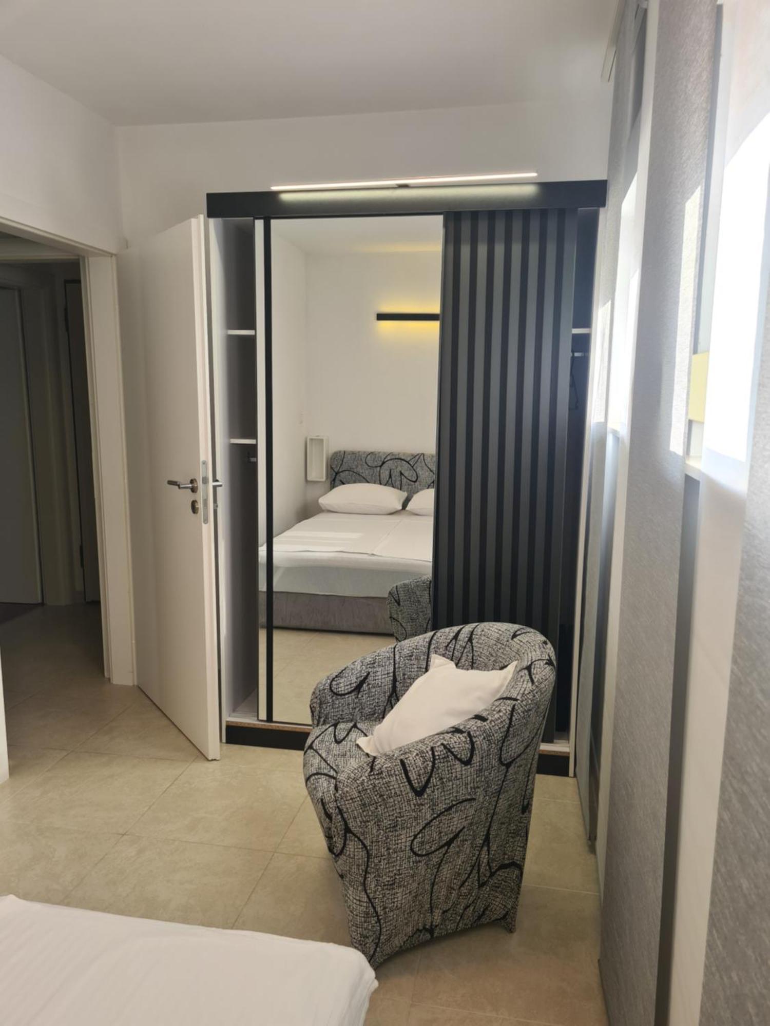 Modern Apartment Near The Sea-Mise تروغير المظهر الخارجي الصورة