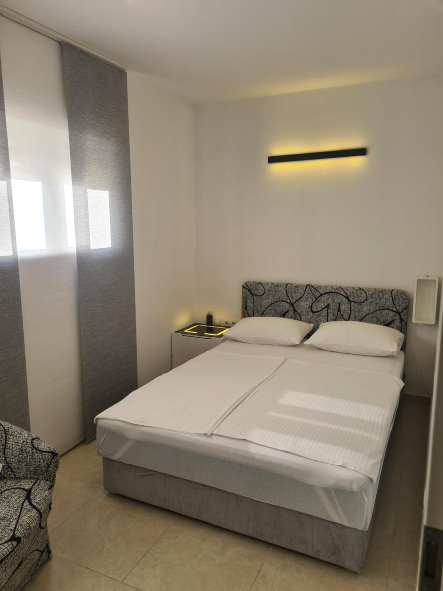 Modern Apartment Near The Sea-Mise تروغير المظهر الخارجي الصورة